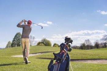 Clap at the Men’s Metro Golf Championship June 24