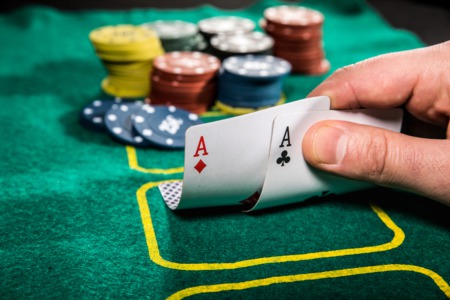Play Poker with the Louisville Poker Tour at Amy Z’s Pub and Grill October 24