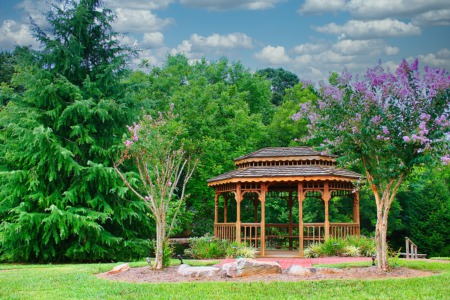 Hear an Outdoor Concert This June
