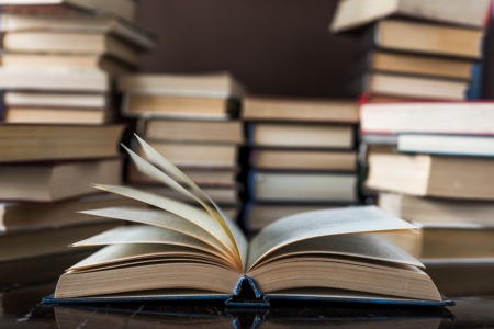 Have a Beer and See the Pop-Up Library February 23