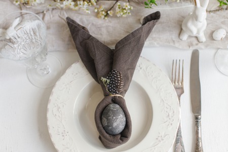 Eat Easter Brunch April 17