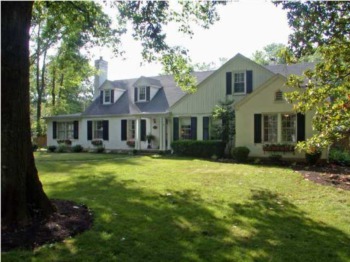 Druid Hills Subdivision in St. Matthews, Kentucky