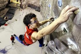 Climbing in Louisville: A Look At Louisville’s Rock Climbing Gyms