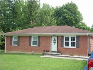 Home for Sale 4408 Case Way Louisville, Kentucky 40272