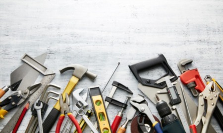 MUST-HAVE TOOLS FOR NEW HOMEOWNERS
