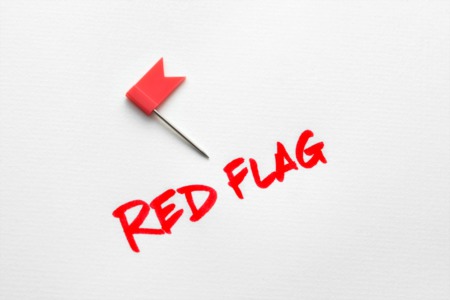 Avoiding Real Estate Pitfalls: Red Flags to Look Out for When Buying a Property