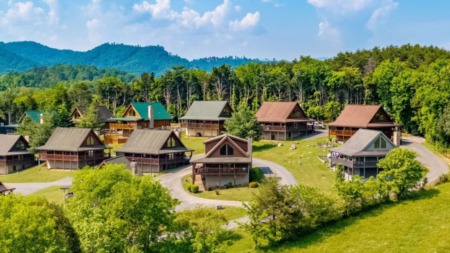 What To Know Before Investing In The Sevierville & Gatlinburg Cabin Market