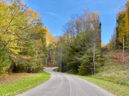 5819 Lost Drive - 3+ Acre Lot w/ Beautiful Panoramic Views