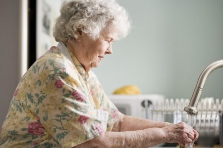 Your Senior-Friendly Guide to Downsizing During COVID-19