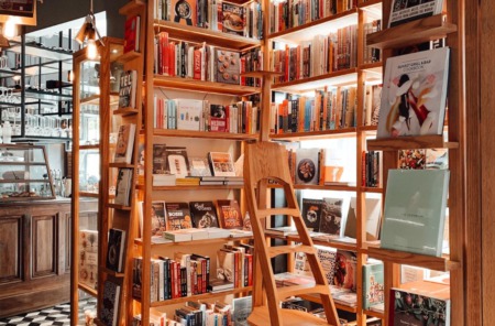 10 Beautiful Bookstores in Tampa Bay
