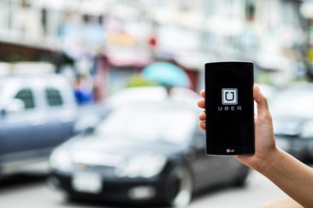 Uber Ride Sharing Service in Calgary Makes a Comeback