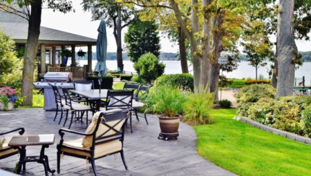 7 Things Buyers Look for in Lake Homes