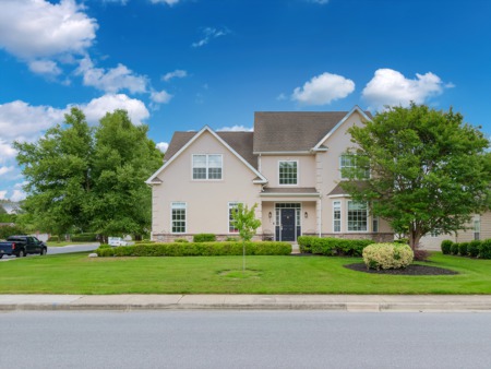 Wagamons West Shores Home Features a Gourmet Granite Kitchen and Plenty of Outdoor Living Space