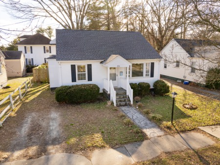 First-Time Homebuyers Dream is Located Within Walking Distance of the Salisbury Zoo and Park