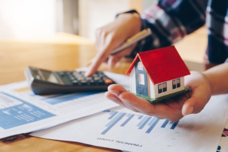 Buying a Home? 4 Essential Budgeting Tips