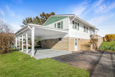 NEW LISTING 27280 Three Notch Rd, Mechanicsville, MD 20659