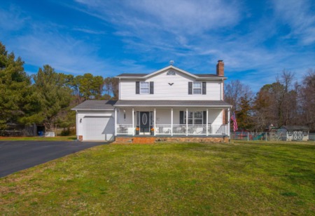 NEW LISTING 37680 Jack Gibson Rd, Avenue, MD 20609