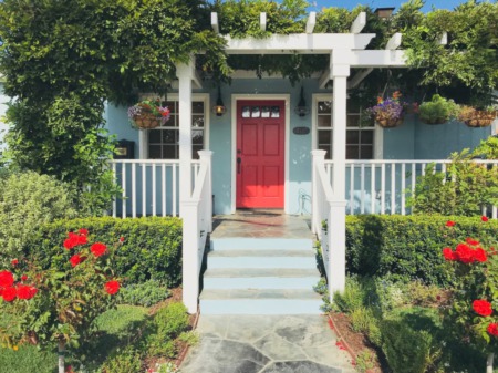 Things to Improve Curb Appeal While Selling Your Home