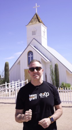 An Elvis Chapel in Arizona?! | THIS. IS. PHOENIX. in 60 sec