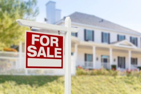 Sell Now or Wait a Year? What Home Sellers Should Do to Turn a Rich Profit