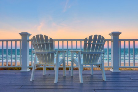 6 Reasons to Start Your Life in Your Dream Beach House Today