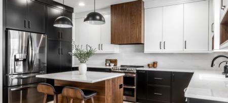 Best Hardware Finishes for a Transitional Kitchen