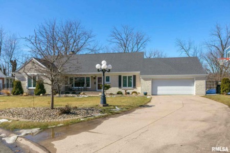 Big City Life or Country Living?  We Have It All At The Bassford Team