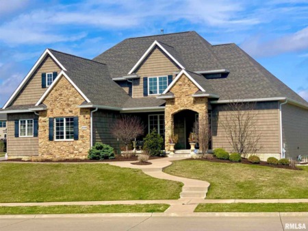 Beautiful Homes for Sale in Bettendorf, Iowa