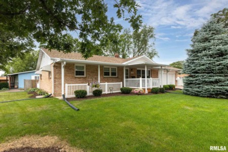 Delightful Homes for Sale in Davenport, Iowa