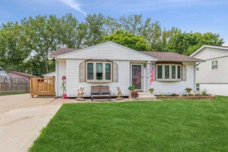 Interesting New Illinois Homes for Sale from The Bassford Team
