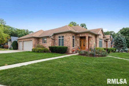 Outstanding October Homes for Sale in the Quad Cities