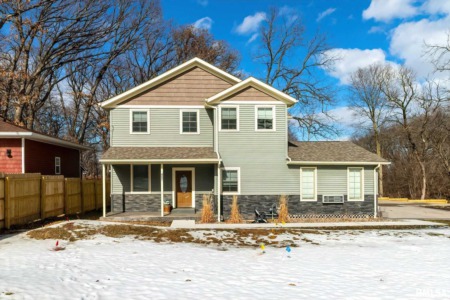 Make the Move to Moline by Calling The Bassford Team