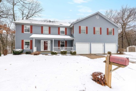 Winter is the Best Time to Buy a Quad City House