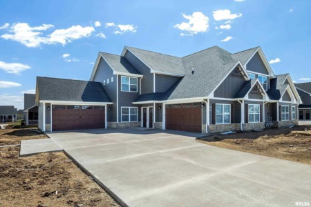 Mondays Are Perfect for Buying a Quad City House!