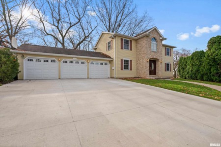 Cyber Monday Homes for Sale in the Quad Cities
