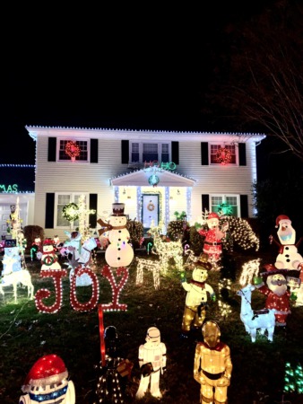 Best Holiday Lights in Northern Virginia Neighborhoods