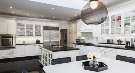   The Luxury Market Is Attracting Buyers in 2021