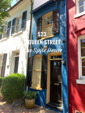 'The Narrowest House in America' is in Old Town Alexandria!