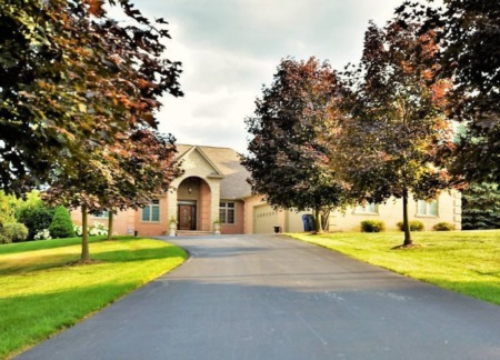7260 34 Mile Bruce Twp - Walkout Basement with Golf Course View 