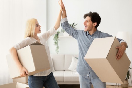 How to Plan Your Home Moving Timeline & 8 Moving Tips