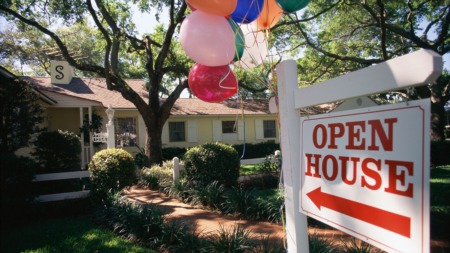 Secrets to Hosting a Successful Open House