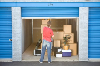8 Useful Tips for Using a Storage Space