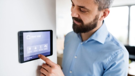 How Smart Home Technology Can Be a Selling Point