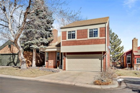 Multi Level Condo FOR SALE IN LITTLETON! THIS IS A TERRIFIC HUD HOME FOR SALE OVER 2,200 SQUARE FEET 10222 W. IDA AVE. #229! IT'S A STUNNER OF A HUD!