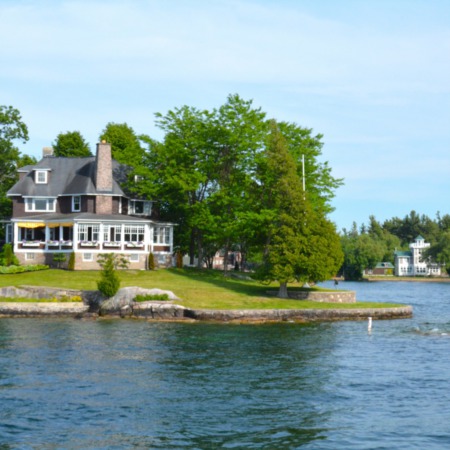 A Guide To Buying The Perfect Waterfront Home