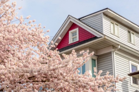 Tips for Selling Your Home in the Spring