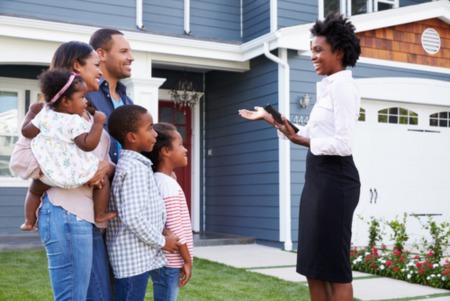 Understanding the Challenges for Selling or Purchasing a Toronto Residency