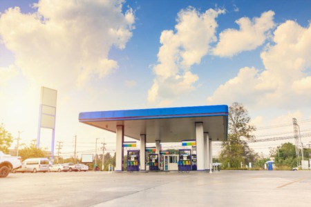 Gas Stations for Sale: NNN Property Buying Guide for Investors