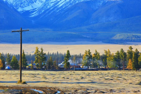  Navigating the Market: Selling Your Land Property in a Competitive Environment