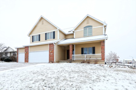  NEW LISTING!!!!